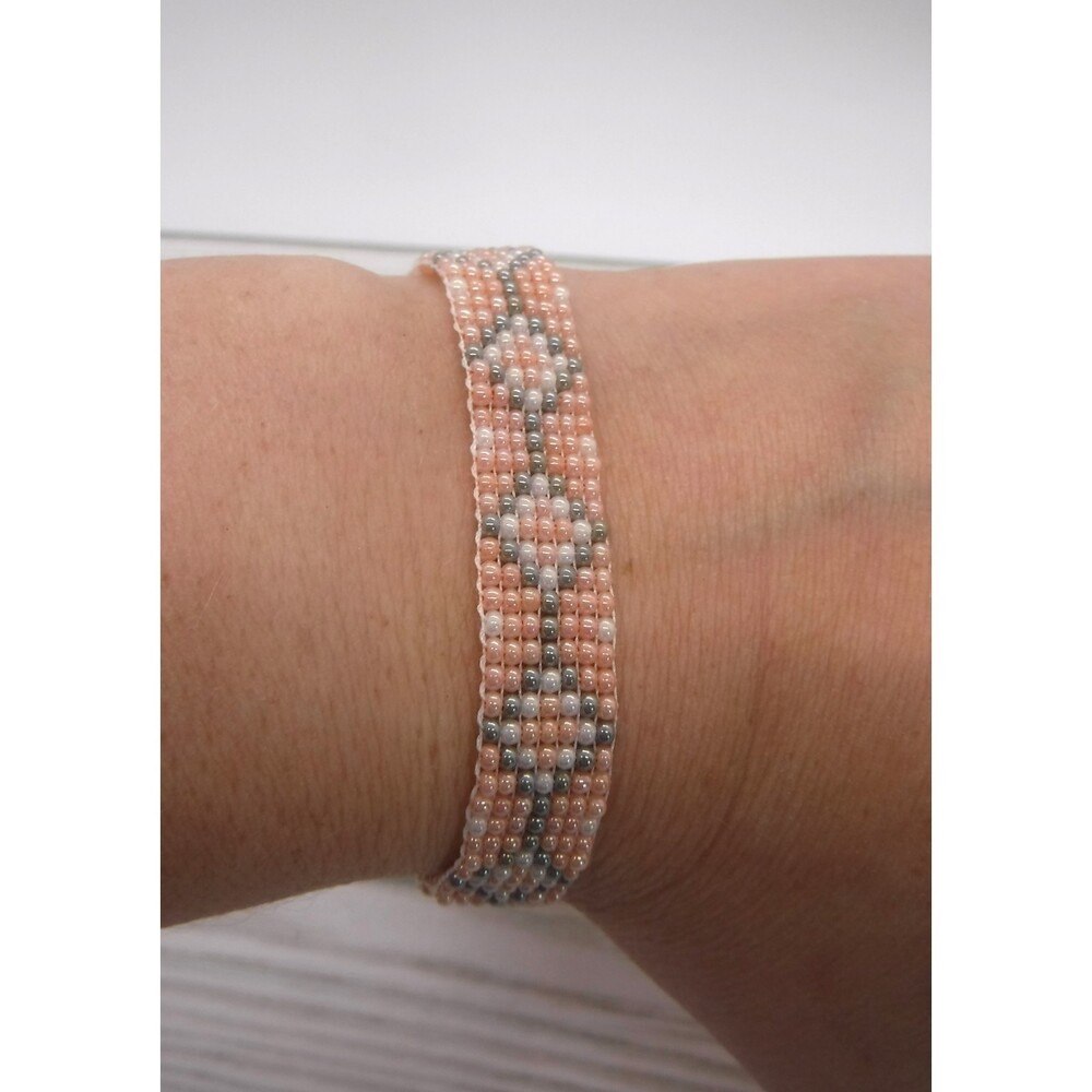 Loom Beaded Bracelet Peral, Pink & Gray